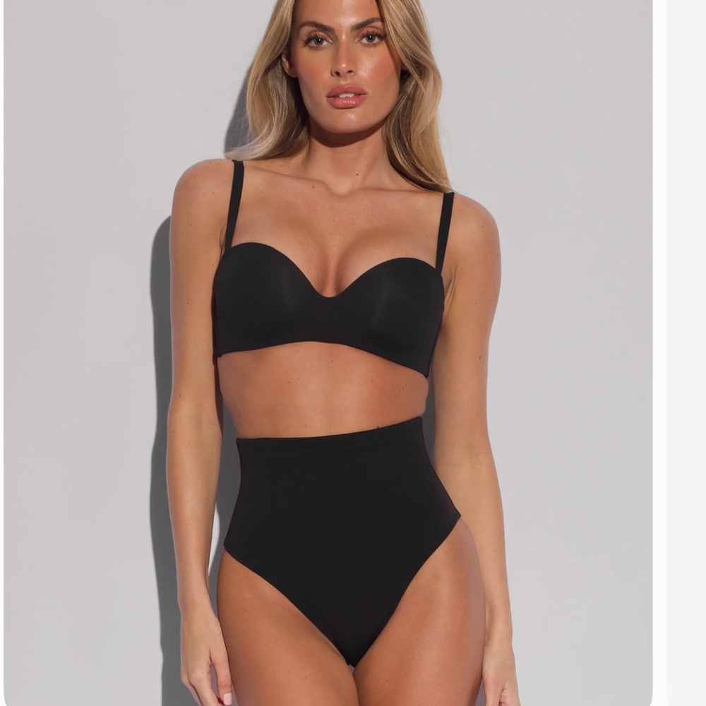 NWT TA3 High-Waisted Bikini Set